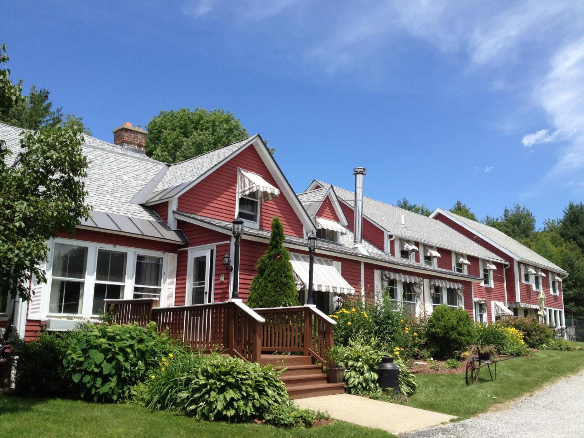 The Vermont Inn Mendon Экстерьер фото
